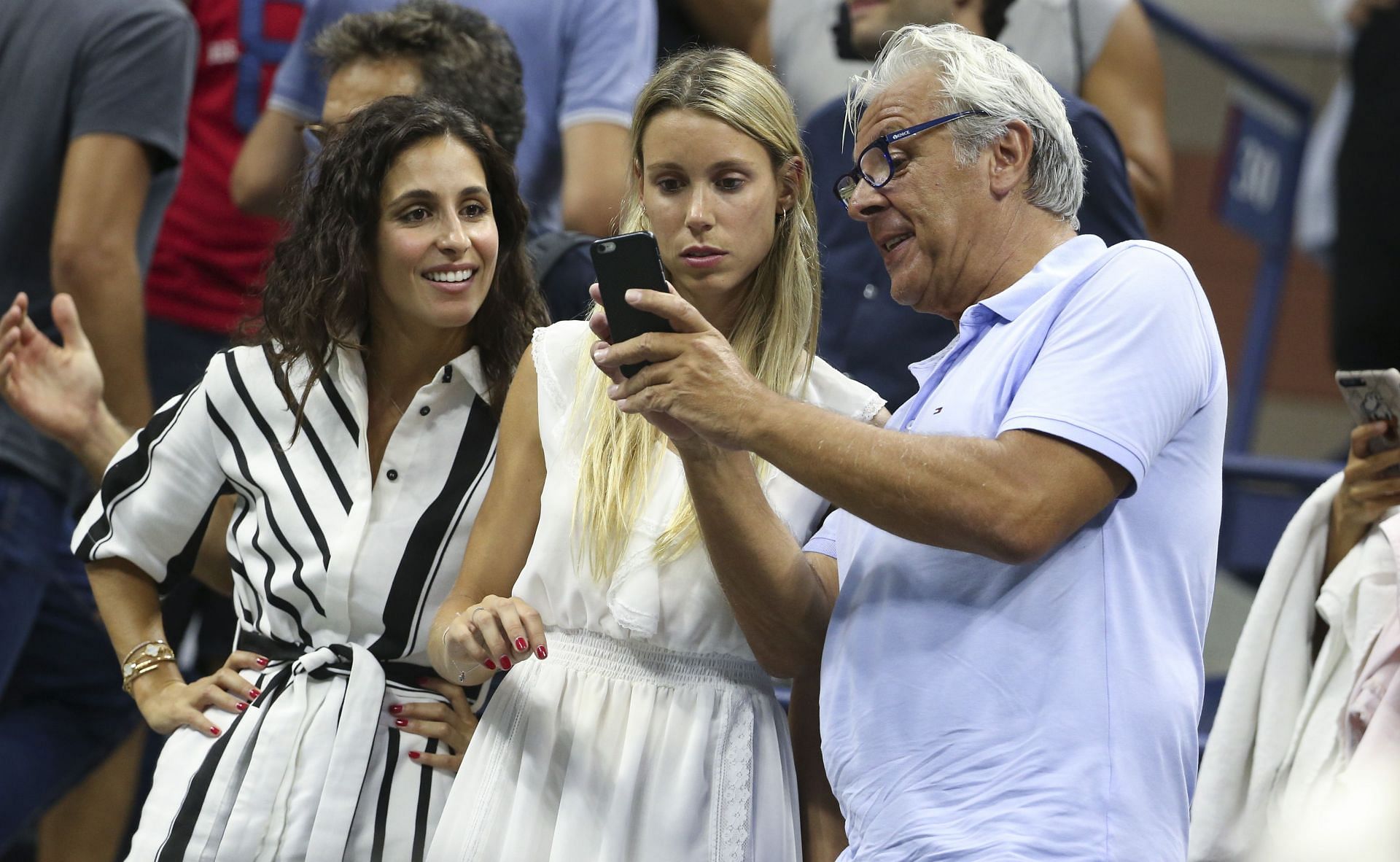 L-R his wife, Sister and father - Source: Getty