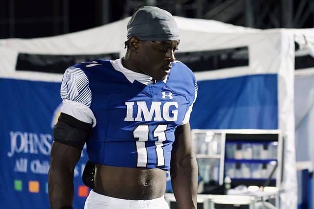 IMG Academy Linebacker Nathaniel Owusu-Boateng #11 during a game. Image via @_Nob11 on x