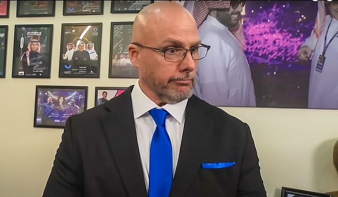Adam Pearce to bring back 416-pound WWE Superstar as his enforcer on Monday Night RAW? Chances explored
