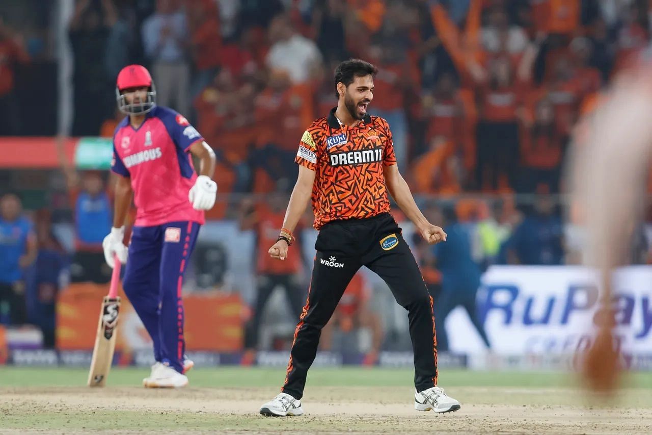 The SunRisers Hyderabad released Bhuvneshwar Kumar ahead of the IPL 2025 auction. [P/C: iplt20.com]