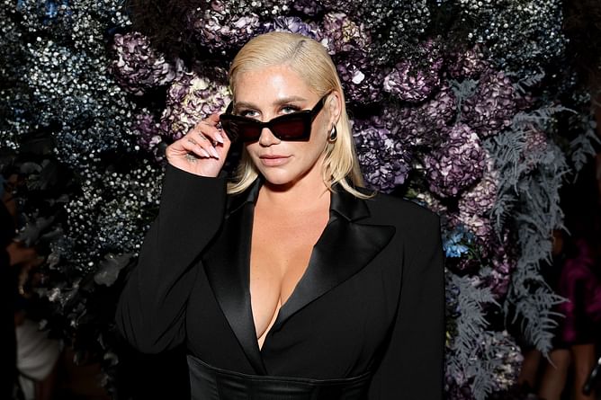"U inspired my best song yet"— Kesha thanks her "idiot ex" for her new single Delusional