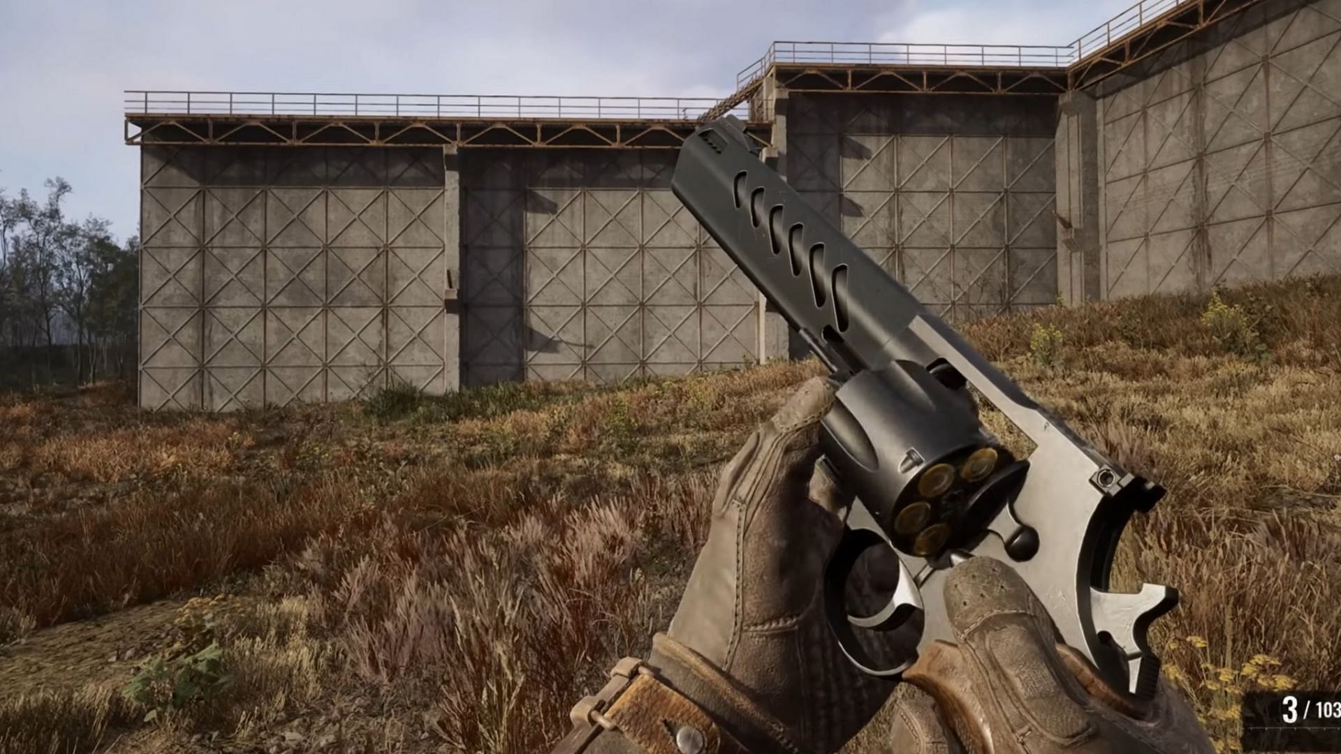 The king of all pistols in Stalker 2 (Image via GSC Game World|| YouTube/Weapons From Games)