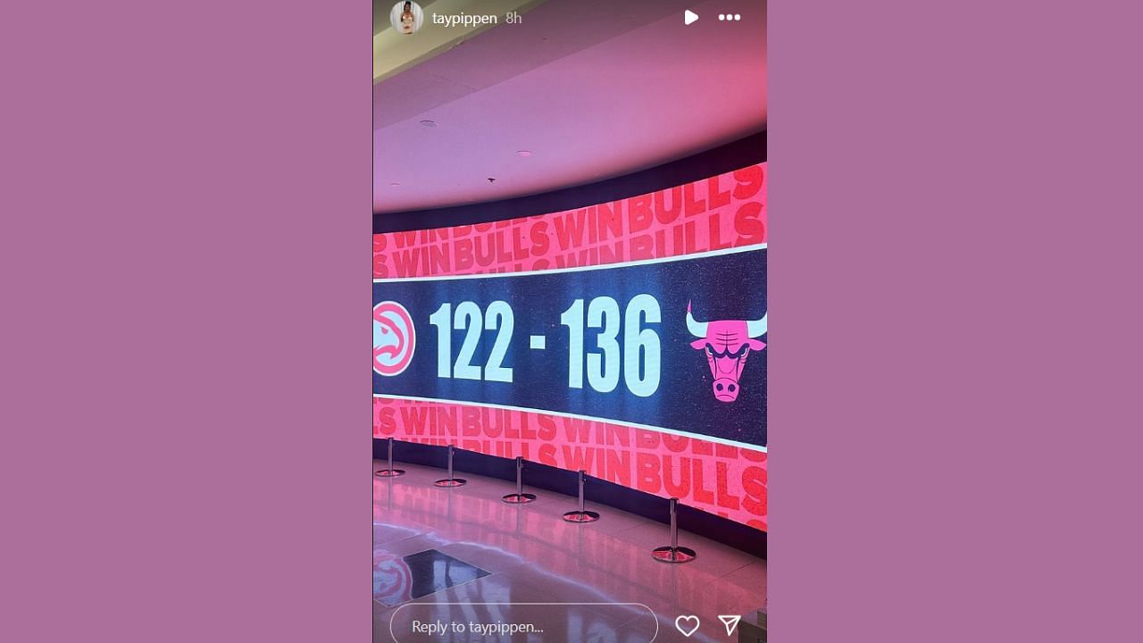 Taylor Pippen posts the Bulls vs. Hawks score on her IG story. (Credits: @taypippen/Instagram)