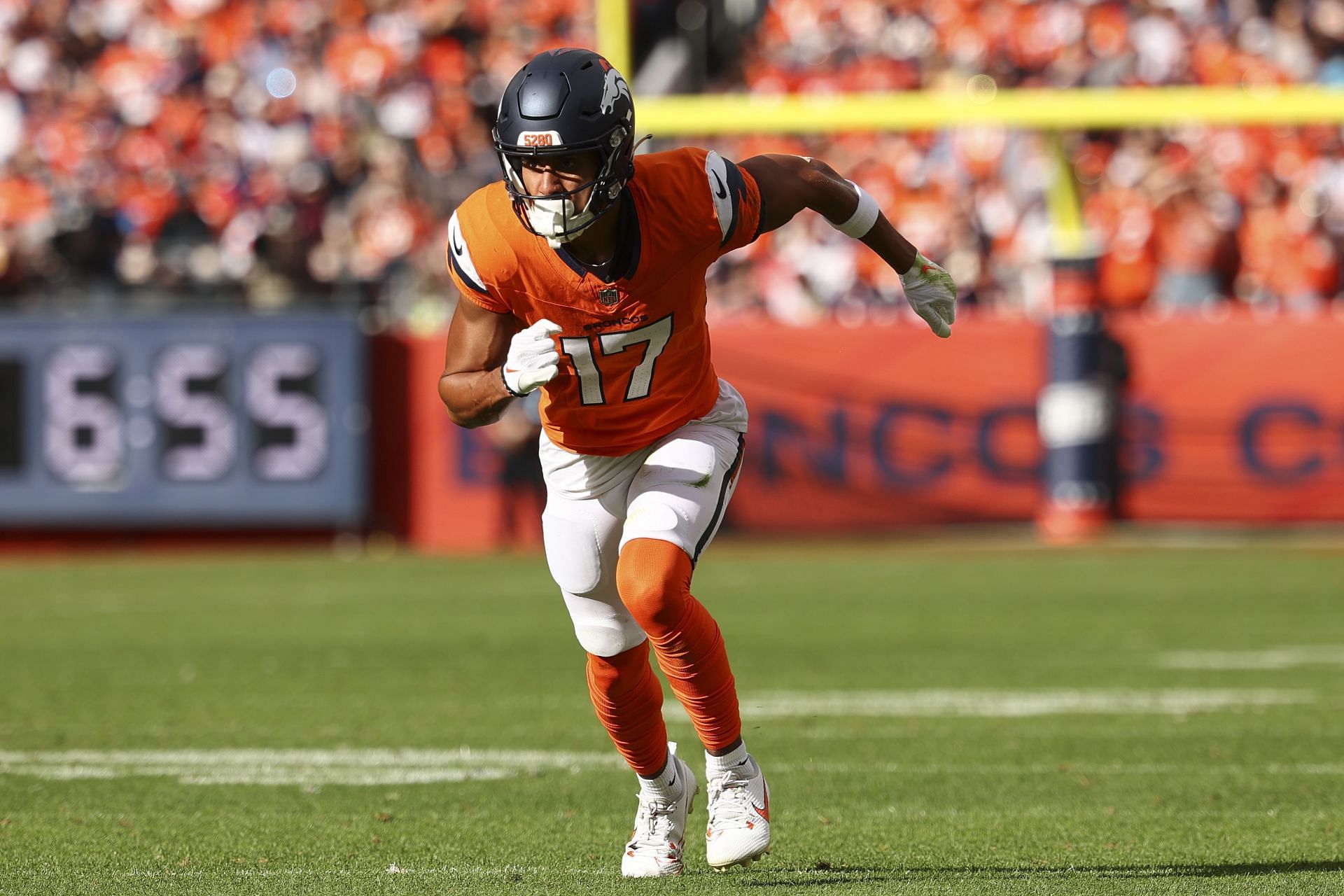 Devaughn Vele in action for Denver Broncos (Credits: Getty)