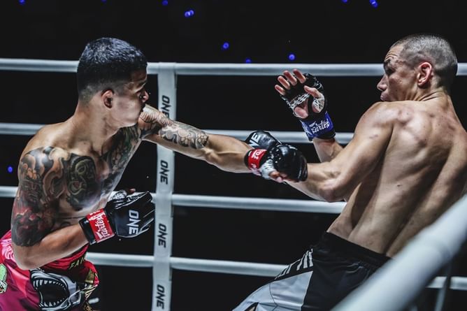 FREE FULL FIGHT: Thai sniper Kongthoranee breaks down Tagir Khalilov in surgical outing at ONE 169