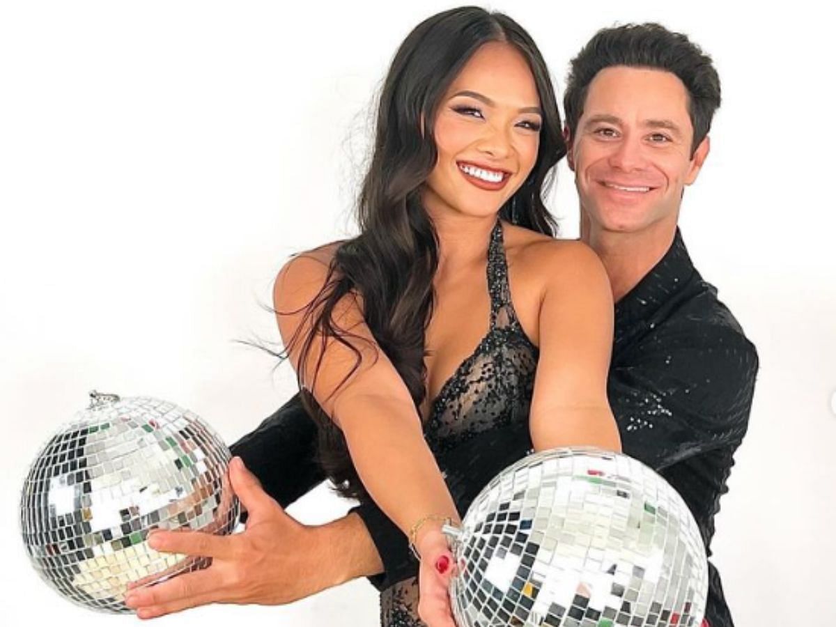 Jenn Tran and Sasha Farber (Image via Instagram/ @dancingwiththestars)