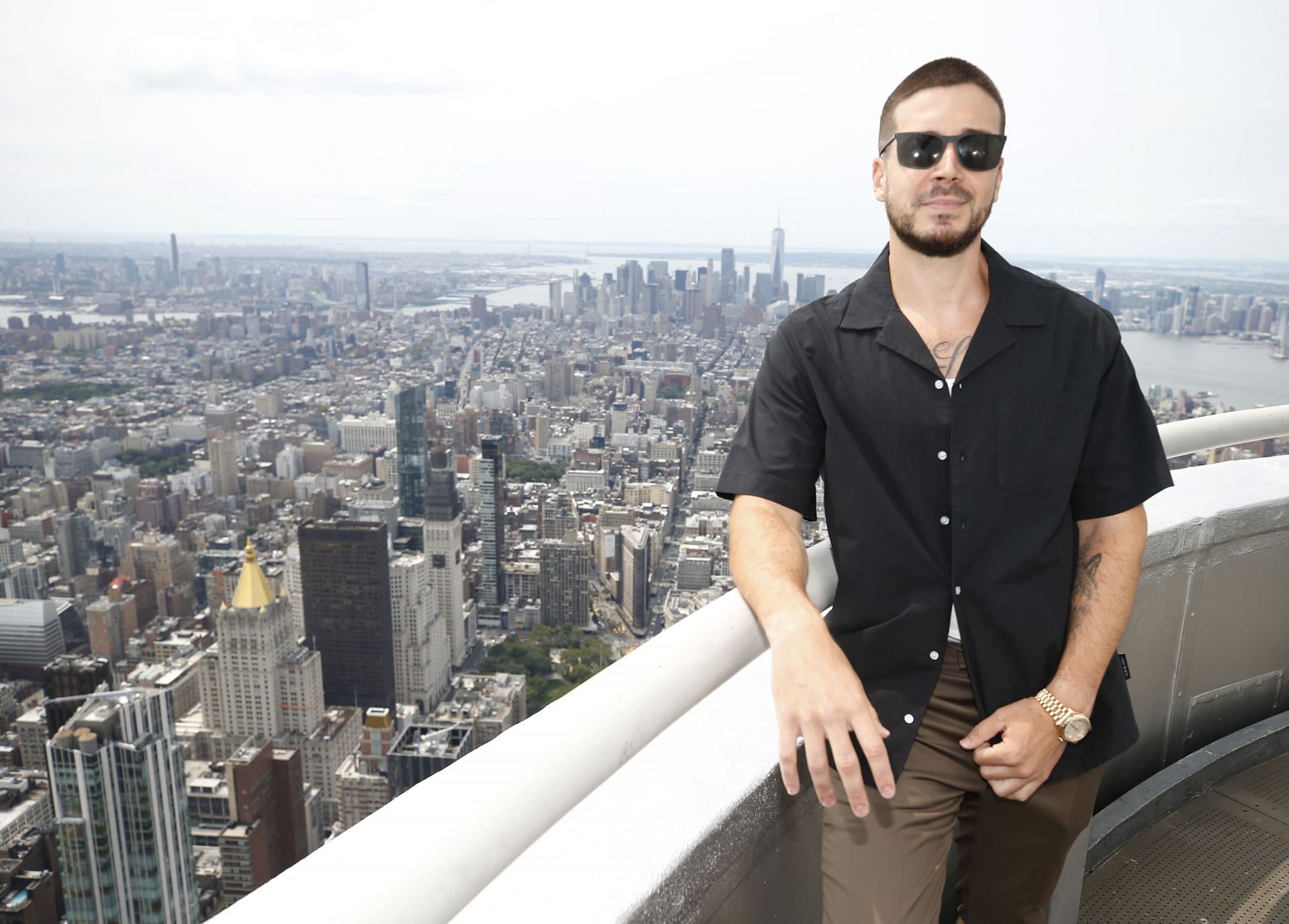 The Cast of Jersey Shore Visits the Empire State Building