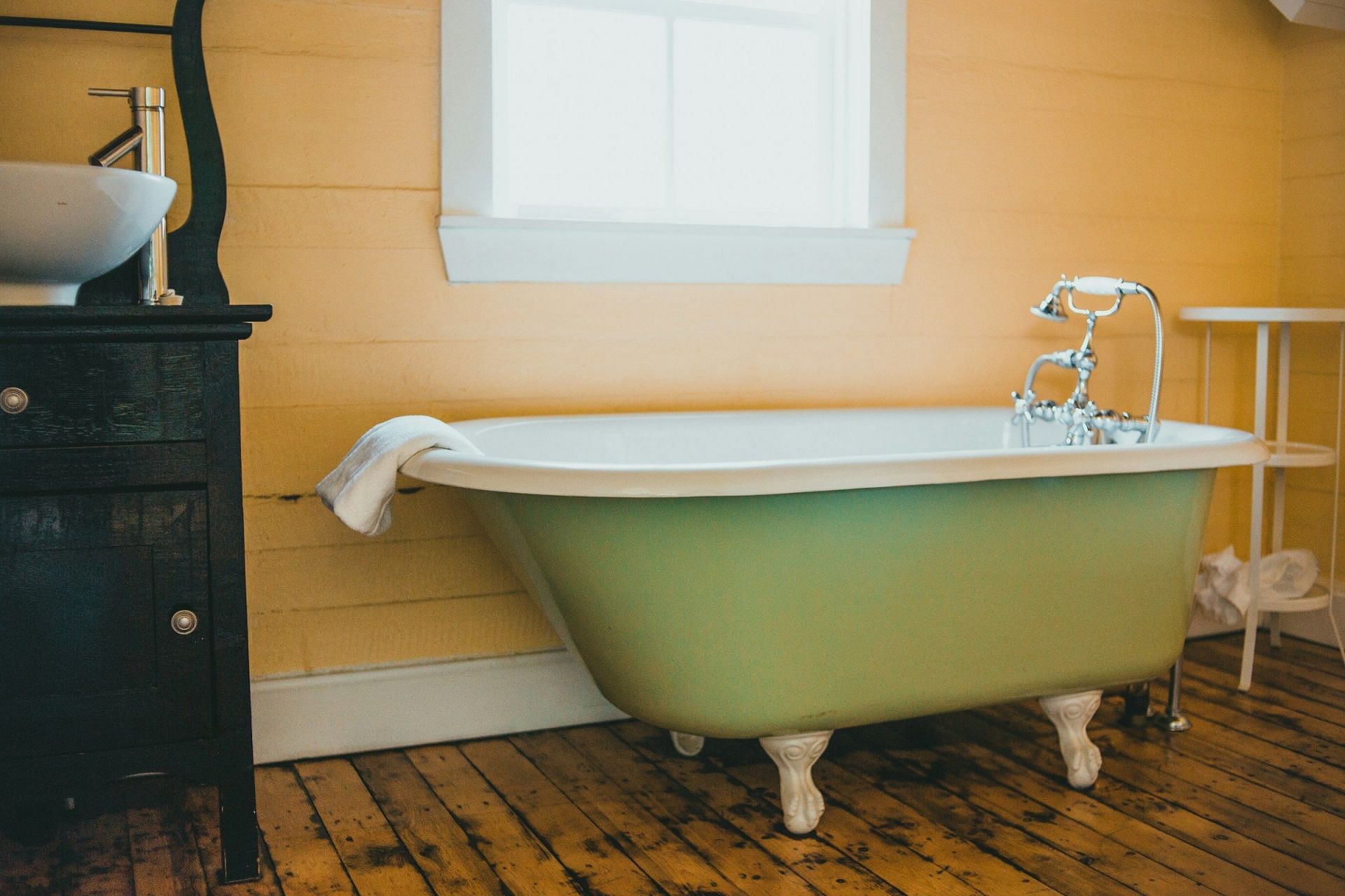 Edwards was found dead in her bathtub (Image by Erik Mclean/Unsplash)