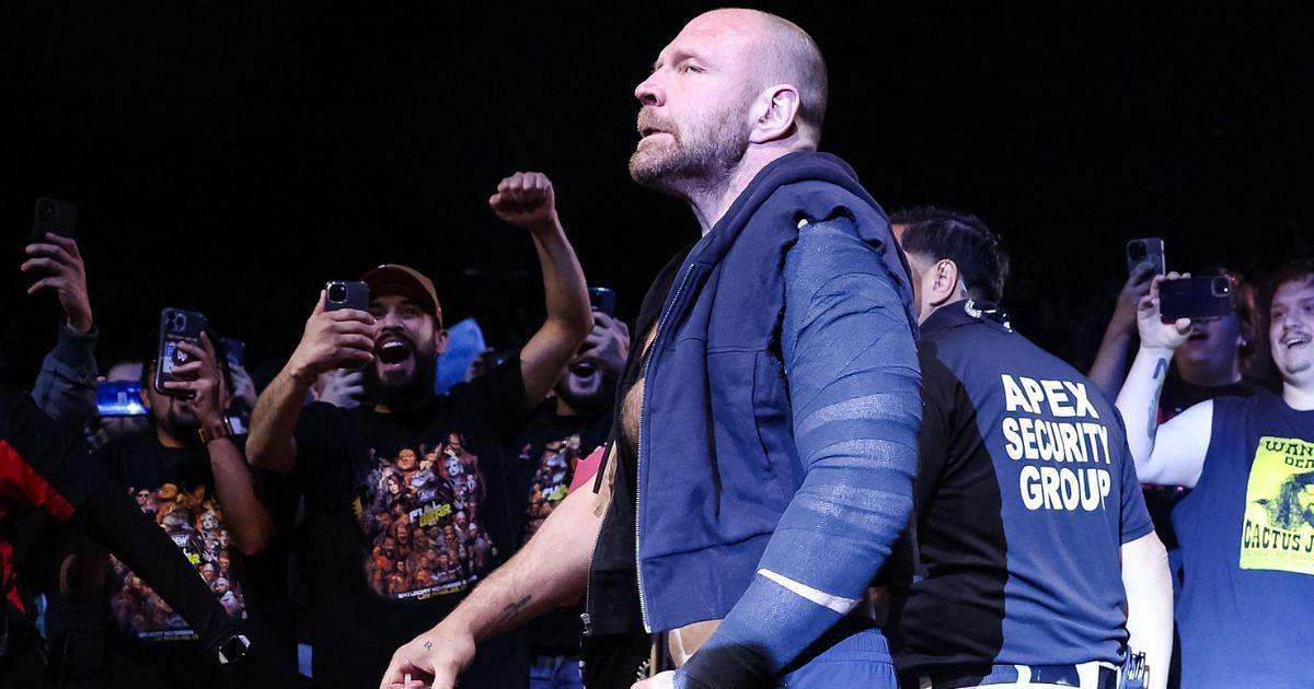 Major AEW star to turn babyface and cost Jon Moxley the World Title at