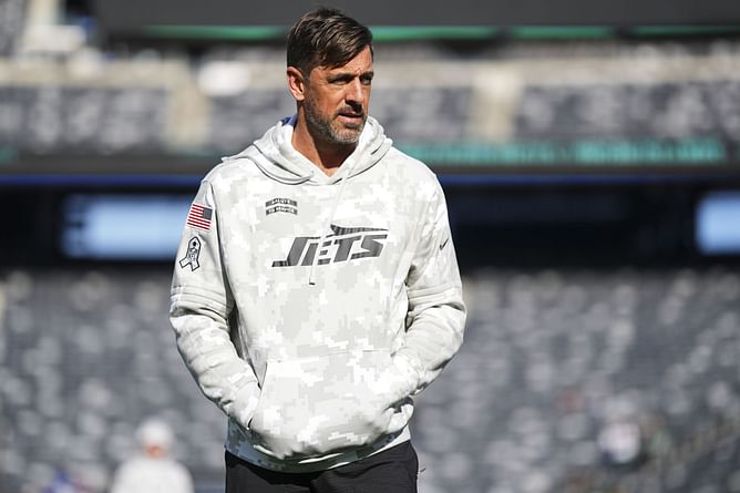 Aaron Rodgers clears the air around reports claiming he denied scans