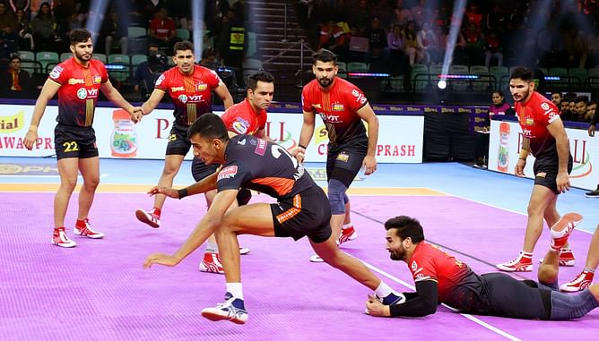 MUM vs BLR Dream11 Prediction: 3 surprise picks for today's Pro Kabaddi 2024 match - November 25, 2024