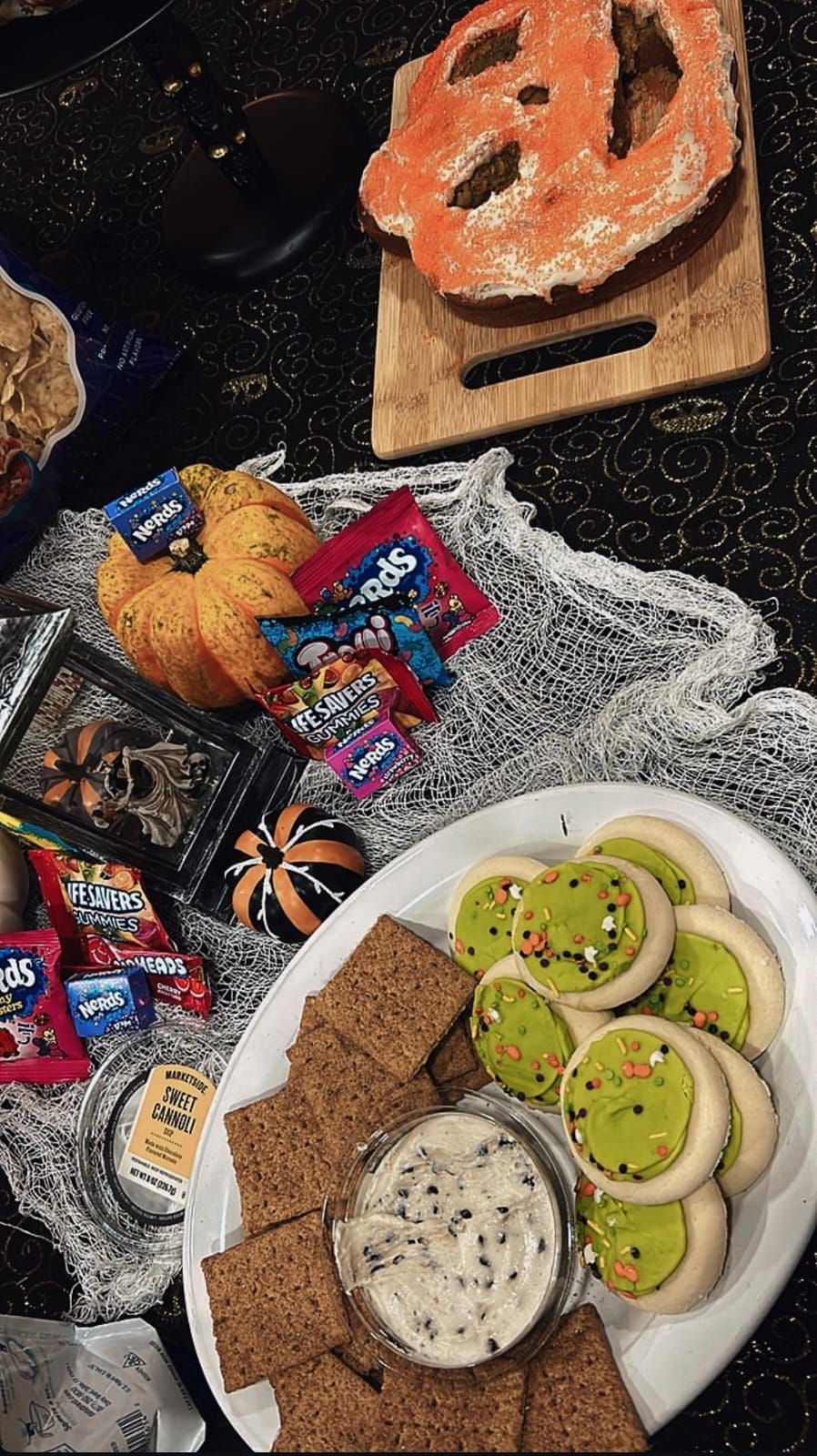 Gianna Tulio's Halloween candies (via @giannatulio Instagram)