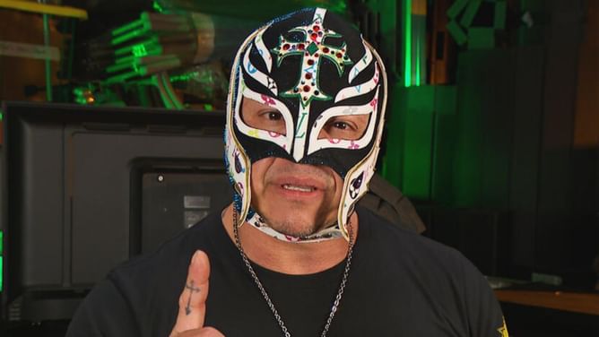 Rey Mysterio sends an emotional message after 19 years