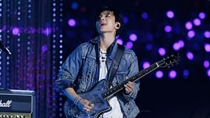"TOENZE’S GUITARIST PARK JONGSEONG EVERYONE"- Fans go gaga as ENHYPEN's Jay sets 2024 MAMA stage in alaze with his electric guitar performance