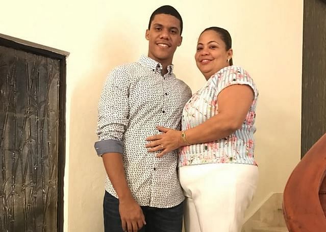 Juan Soto Family Pictures