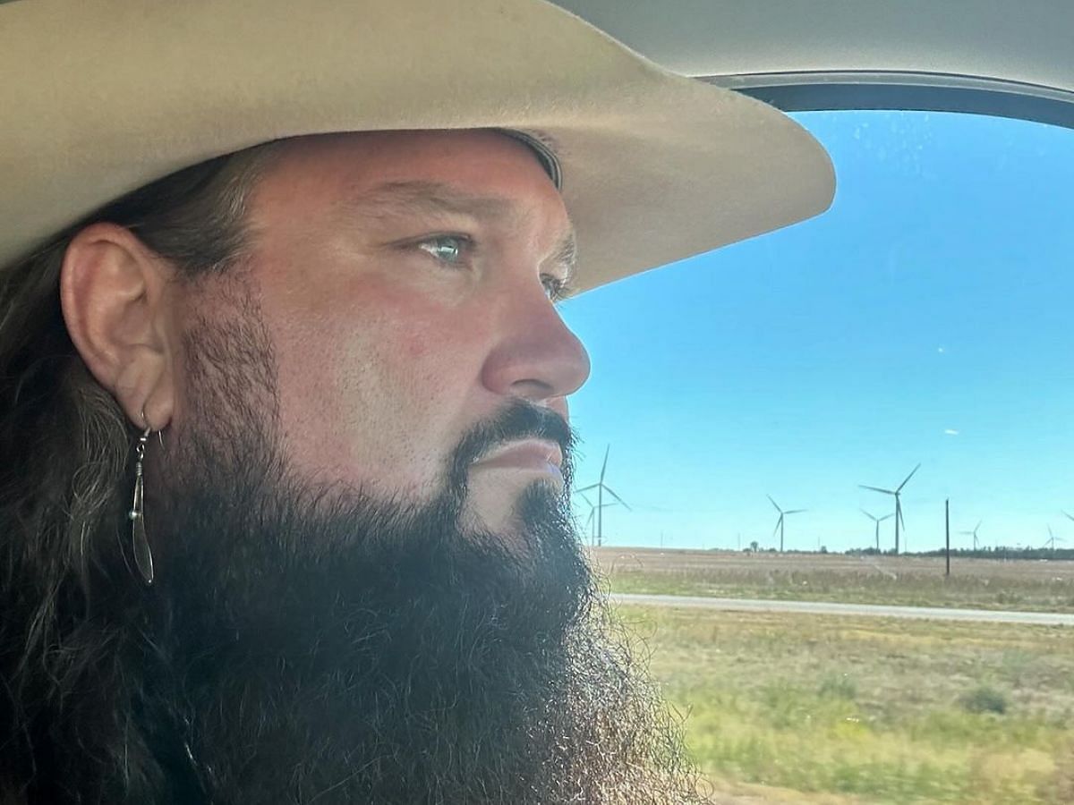 Jason Sundance from The Voice season 11 (Image via Instagram/@sundancehead)