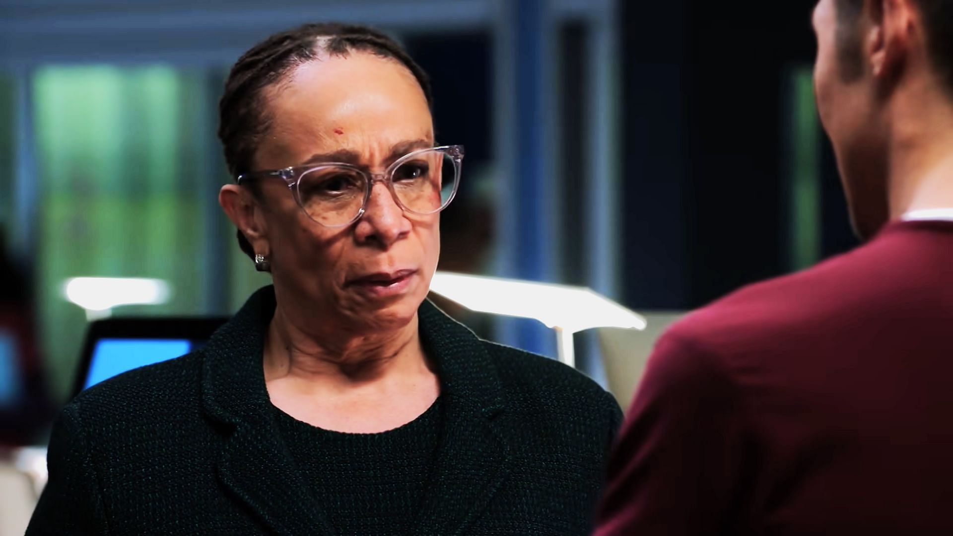 S. Epatha Merkerson as Sharon Goodwin (Image via YouTube/One Chicago) 