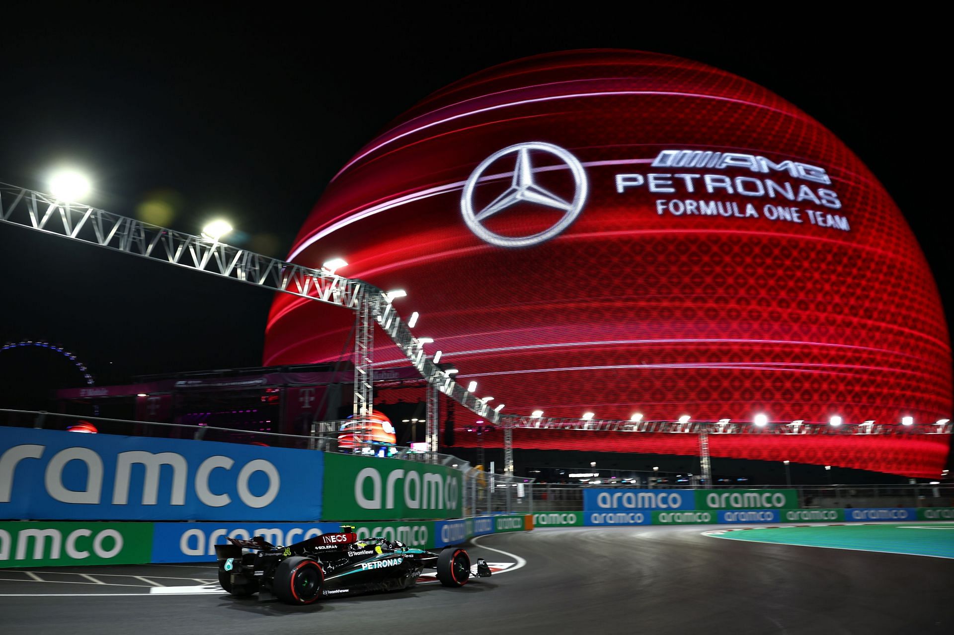 LAS VEGAS, NEVADA - NOVEMBER 21: Lewis Hamilton of Great Britain driving the (44) Mercedes AMG Petronas F1 Team W15 at the F1 Grand Prix of Las Vegas - Practice - Source: Getty Images