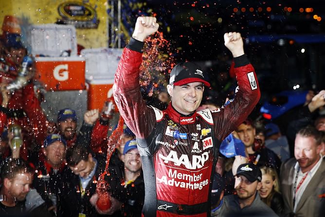"A night I'll never forget" - Jeff Gordon reflects on clinching his championship spot with 2015 Martinsville win