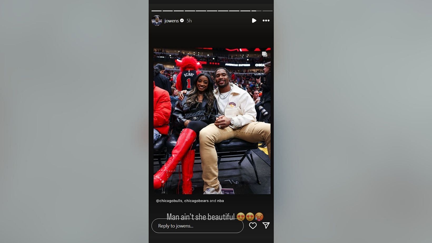 Jonathan Owens and Simone Biles got cozy while enjoying Bulls vs Timberwolves (Image Source: Owens/Instagram)