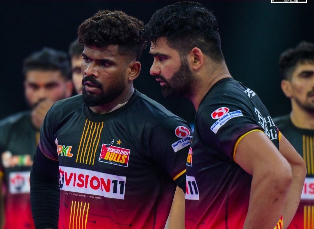 परदीप नरवाल पर गिरी गाज (Photo Credit - @BengaluruBulls)