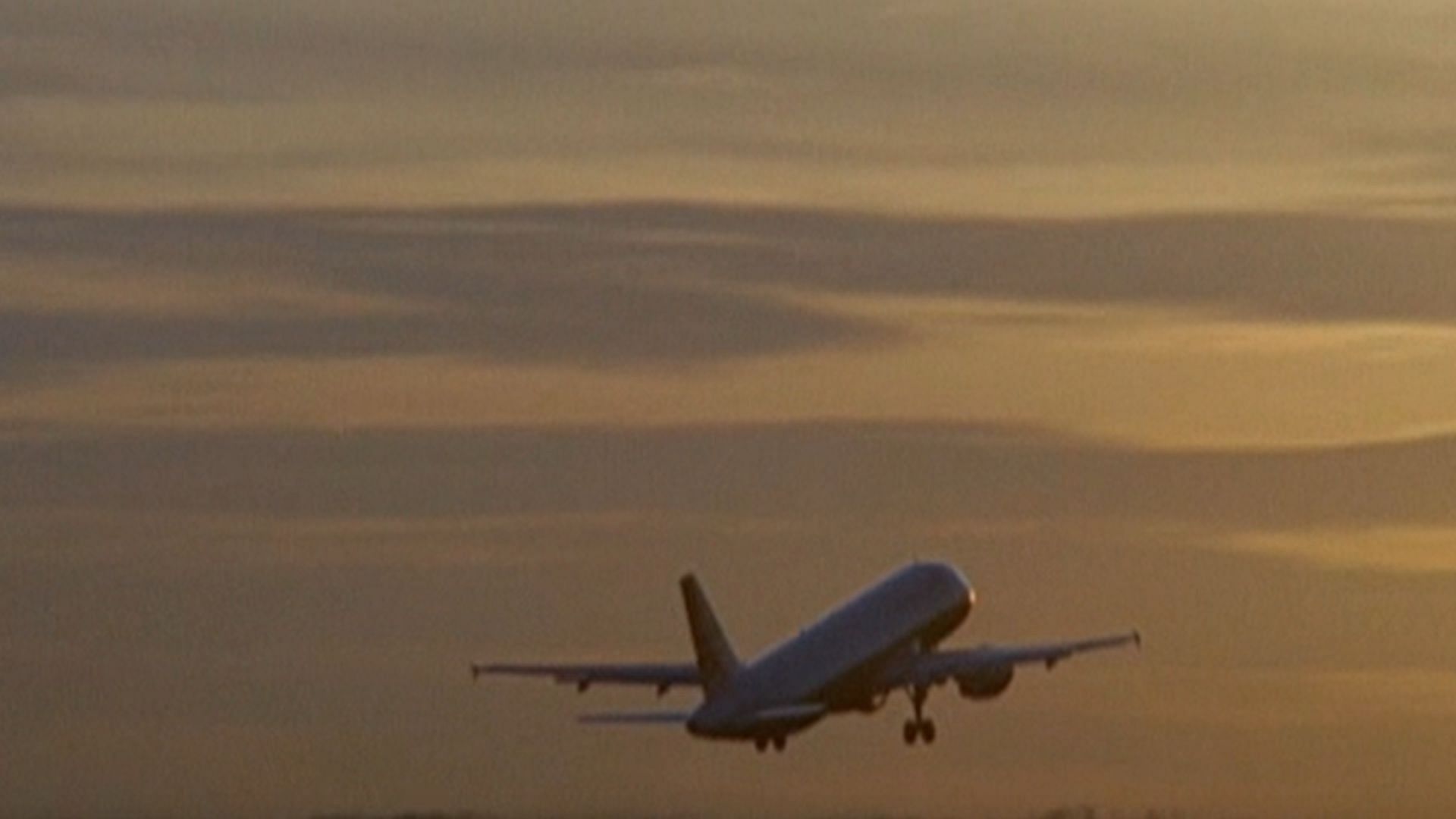 Still from United 93 (2006 film) (Image via Apple TV+)