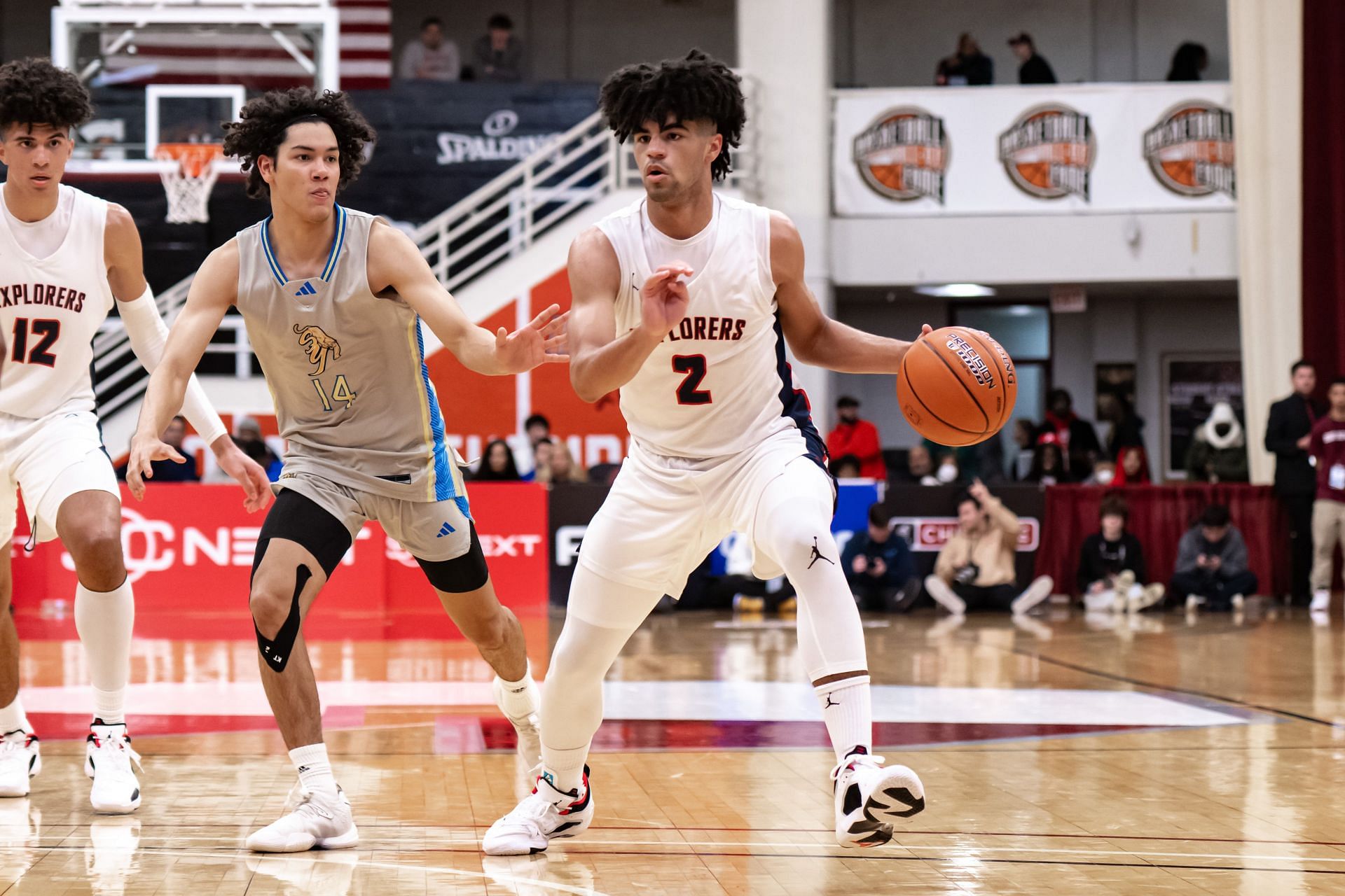 HIGH SCHOOL BASKETBALL: JAN 14 Hoophall Classic - Source: Getty