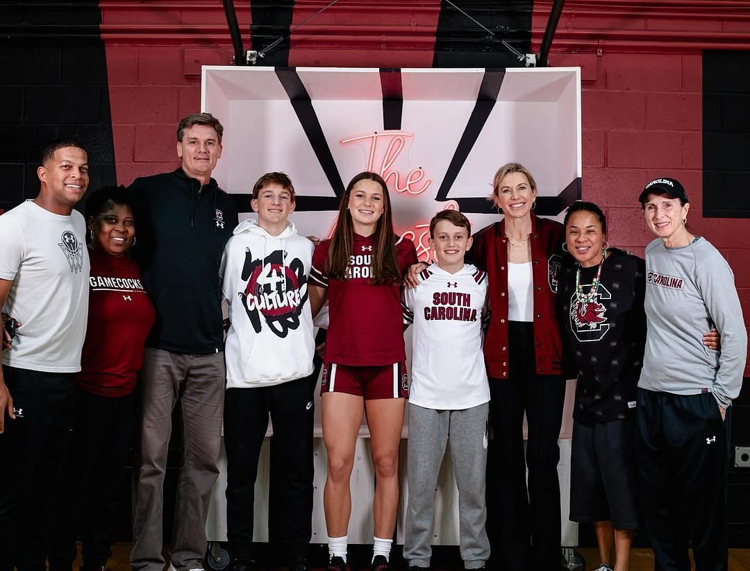 5-star prospect Harpring shares snaps from her visit to Dawn Staley&#039;s South Carolina Gamecocks (Image: IG kate_harpring26)