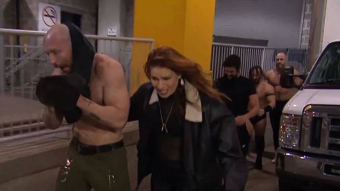 Jon Moxley and Death Riders forced to run away after a cliffhanger ending to AEW Full Gear 2024