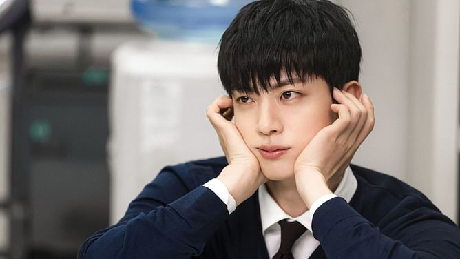 “World tour is coming”- Fans speculate as BTS' Jin expresses his longing to travel every country with the entire group