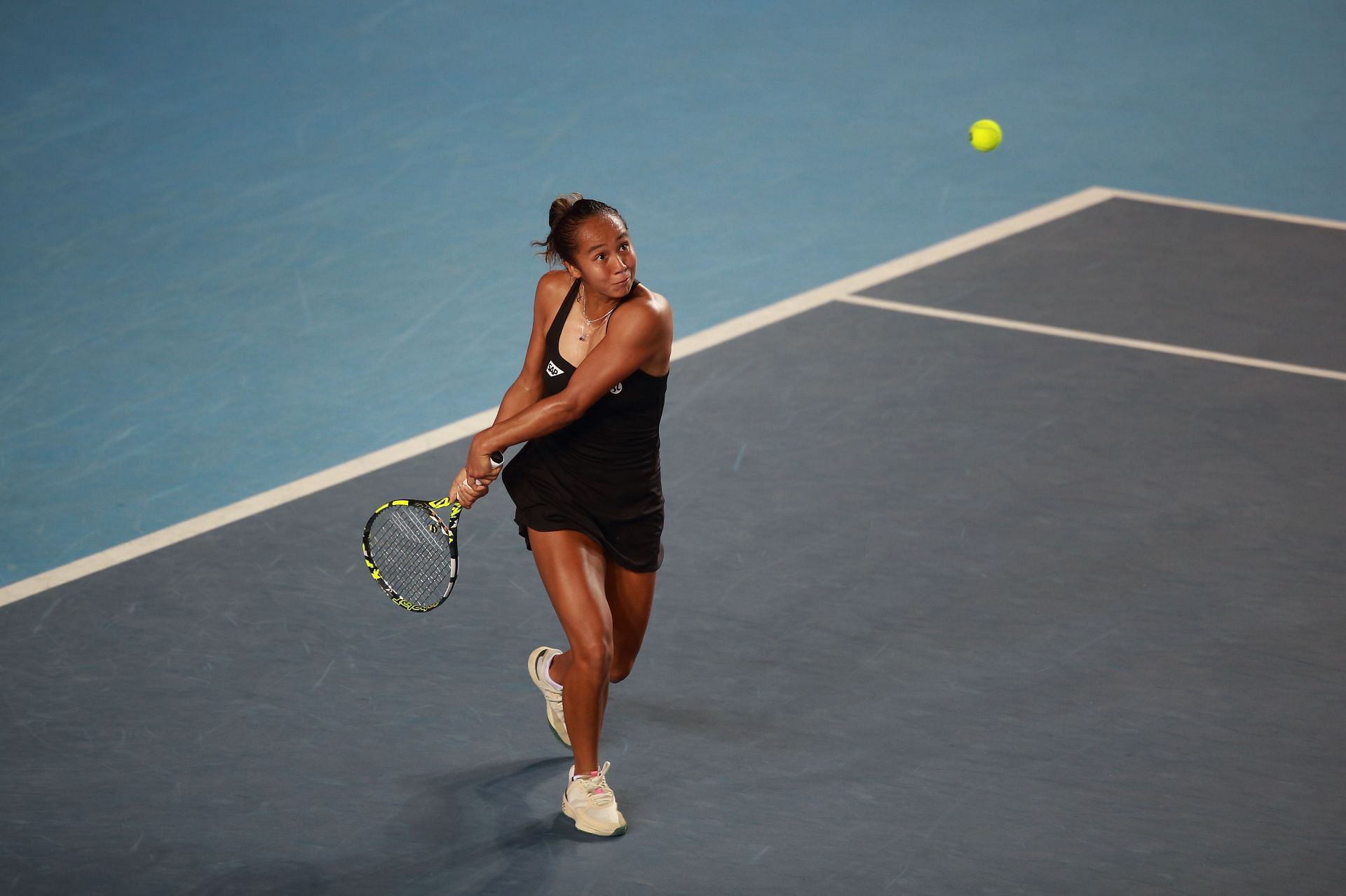 Fernandez plays a backhand volley in the Hong Kong Tennis Open - Source: Getty