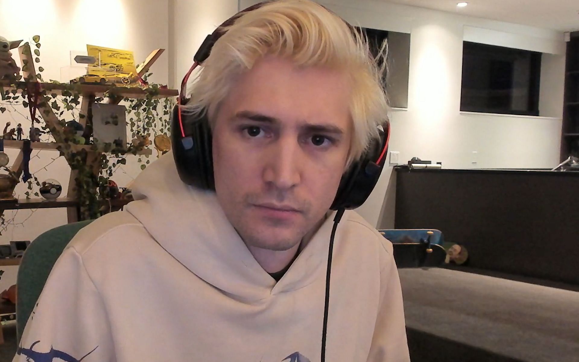 xQc comments on &quot;double standards&quot; in streaming community