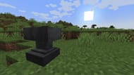 Anvil can be used as a weapon when dropped (Image via Mojang Studios)