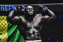 "Pride of Senegal" - Fans loving the electric atmosphere that welcomed heavyweight MMA king 'Reug Reug' back in Senegal