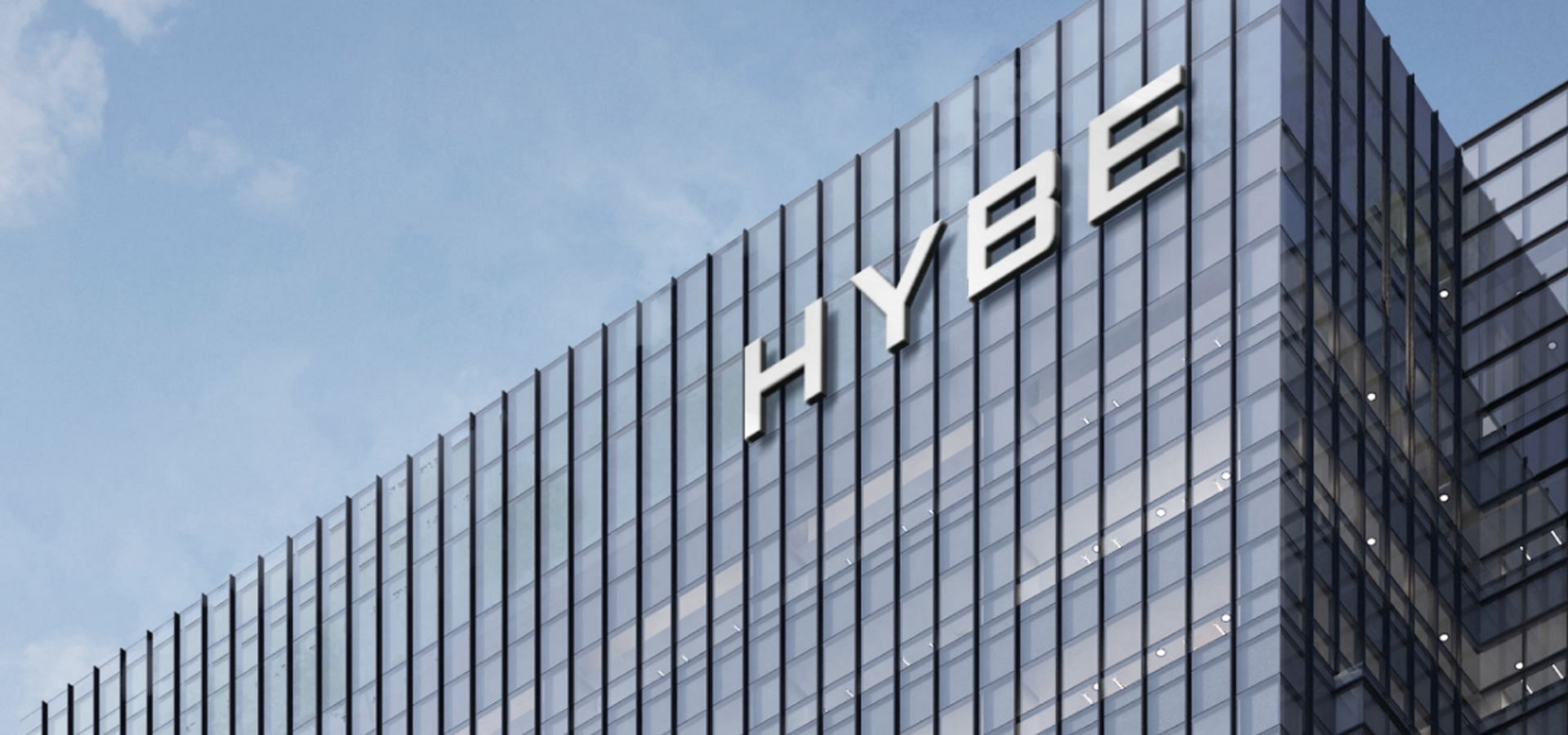 Netizens reportedly sign petition to strip HYBE of its 