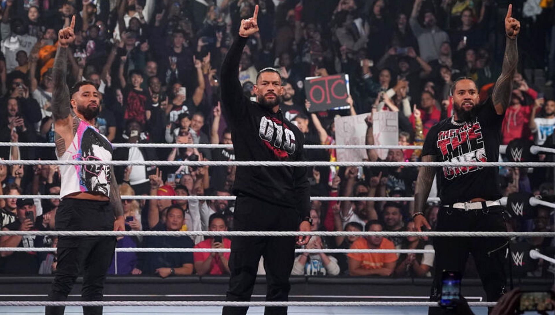 The Usos: Crown Jewel से पहले WWE फैंस को तोहफा, Roman Reigns ने उठाया बड़ा कदम