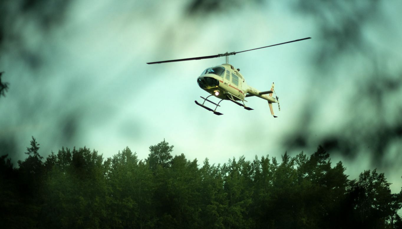 Bell 206 Jet Ranger helicopter.  (Image via Netflix)