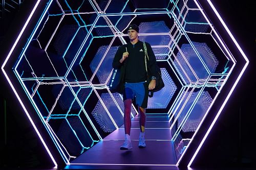 Zverev walks out in the Rolex Paris Masters 2024 - Day 5 - Source: Getty