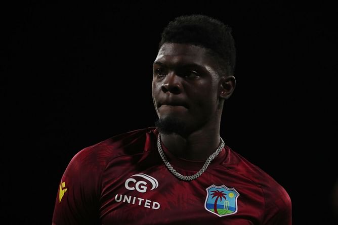 "Behavior like that is unacceptable on my cricket field" - WI head coach Daren Sammy on Alzarri Joseph leaving the field during 3rd ODI vs ENG