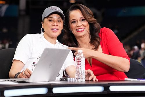 South Carolina Gamecocks coach Dawn Staley and Carolyn Peck (Credits: Getty)