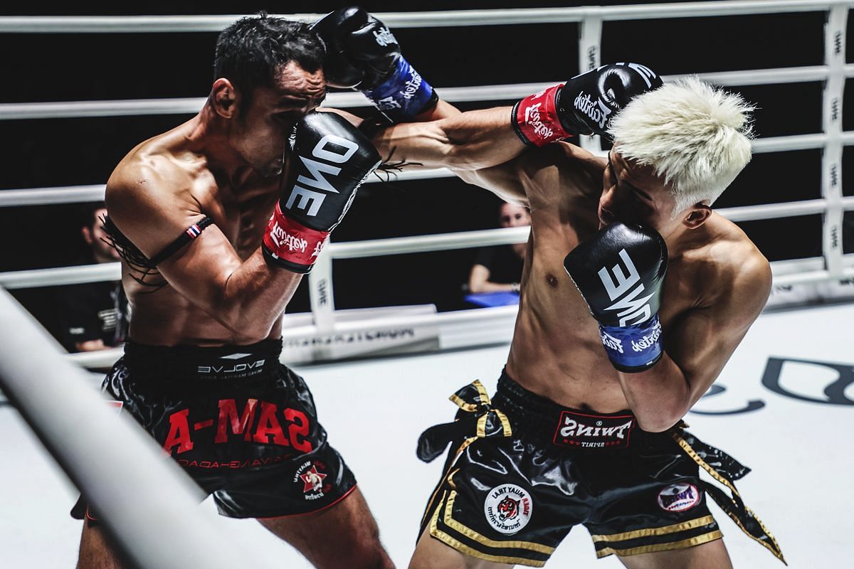 Sam-A fighting Zhang Peimian at ONE 169 on Nov. 8. [Photo via: ONE Championship]