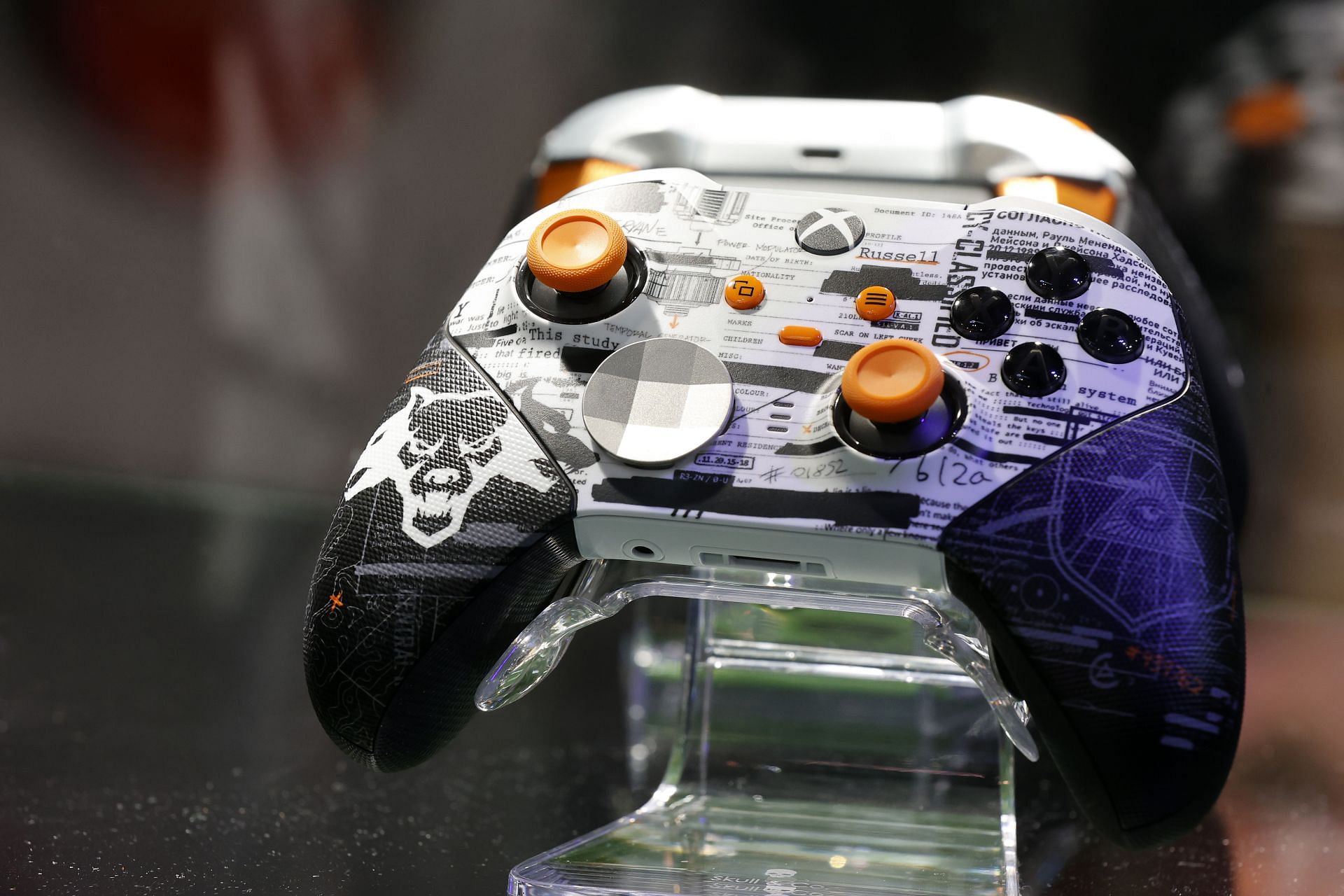 Xbox controller with Black Ops 6 theme (Image via Getty)