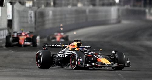 Max Verstappen makes the turn off of the Las Vegas Strip - Source: Getty Images