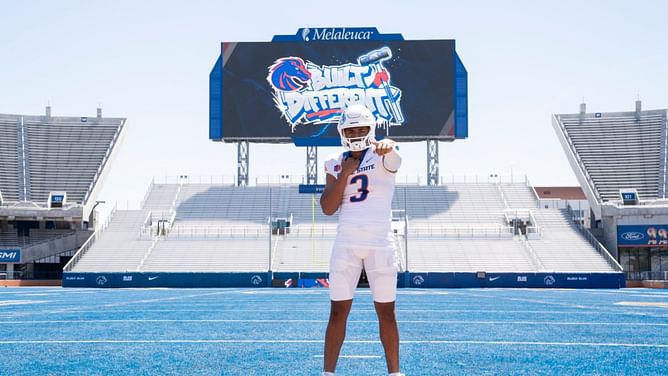 Oregon Ducks QB flip target Jaron-Keawe Sagapolutele breaks Hawaiian high school football record