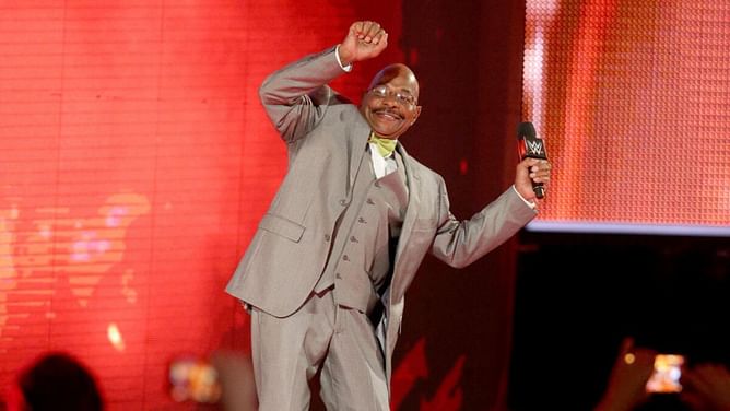 Massive WWE team split has been "long overdue," says Teddy Long (Exclusive)