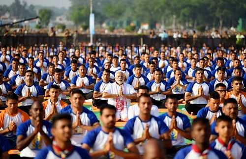 Jois was a famous yogi (Image via Imtiyaz Khan/Anadolu Agency/Getty Images)