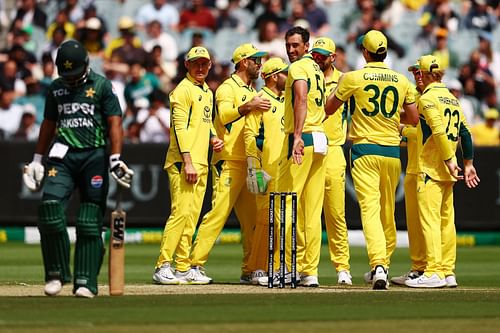 Mitchell Starc and Australia celebrating the wicket of Abdullah Shafique (File image via Getty)