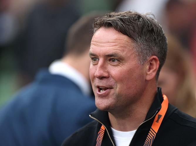 "It’s a penalty, you can’t do that" - Michael Owen slams VAR for decision during Liverpool vs Aston Villa