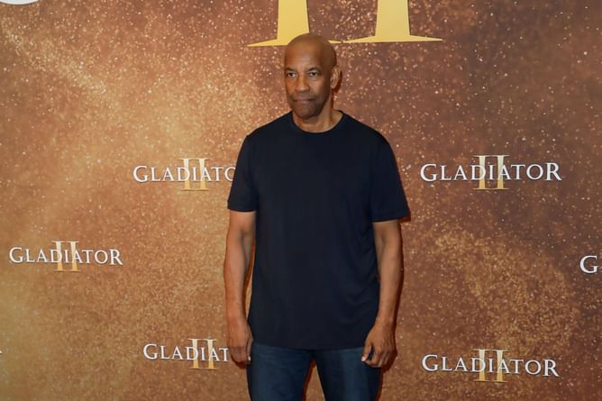 Denzel Washington says "there was talk" about Kevin Spacey rumors while reflecting on the 2000 Academy Awards