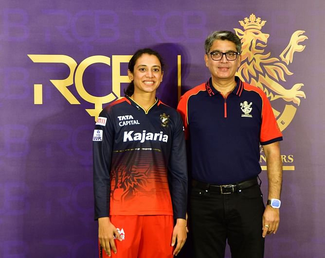 How much money has RCB retained Smriti Mandhana for ahead of WPL 2025 Auction?